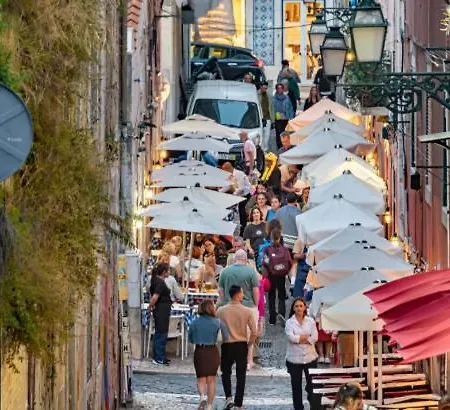 In Bica Views Apartmán *